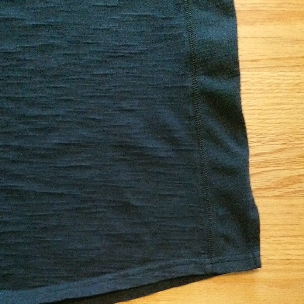 Under Armour Men's Black Tank Top - Picture 9 of 14